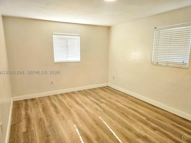 Продажа дома по адресу 10521 SW 125th St - фото 9265564