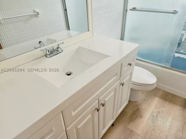 Продажа дома по адресу 10521 SW 125th St - фото 9265573