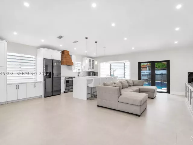 Продажа дома по адресу 14712 SW 176th Ter - фото 8876348