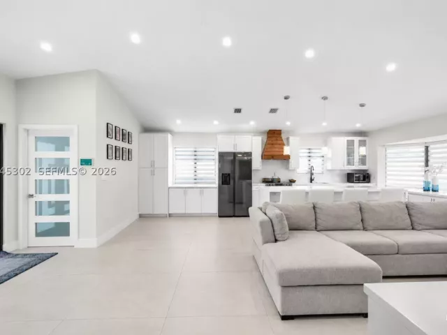 Продажа дома по адресу 14712 SW 176th Ter - фото 8876349