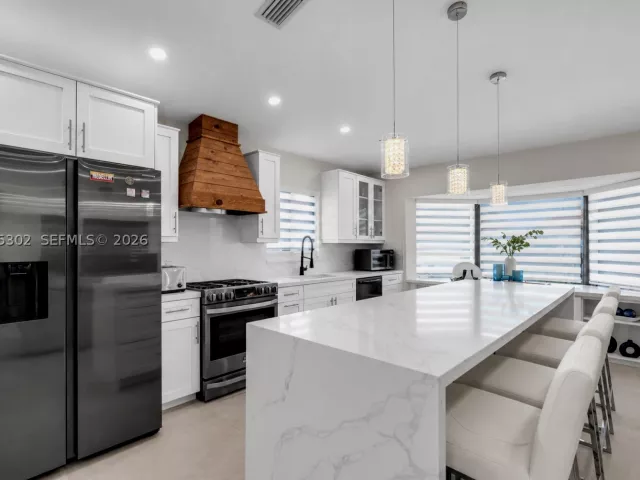 Продажа дома по адресу 14712 SW 176th Ter - фото 8876354