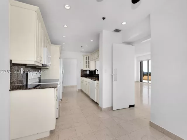 Продажа квартиры #643 - фото 9041391