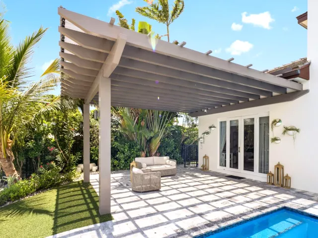 Продажа дома по адресу 1200 Bimini Lane - фото 9298291