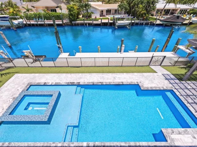 Продажа дома по адресу 1200 Bimini Lane - фото 9298296