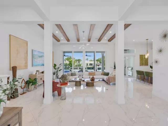 Продажа дома по адресу 1200 Bimini Lane - фото 9298310