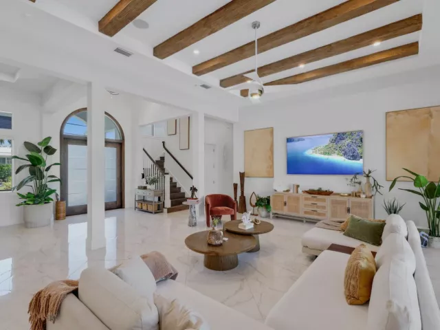 Продажа дома по адресу 1200 Bimini Lane - фото 9298313