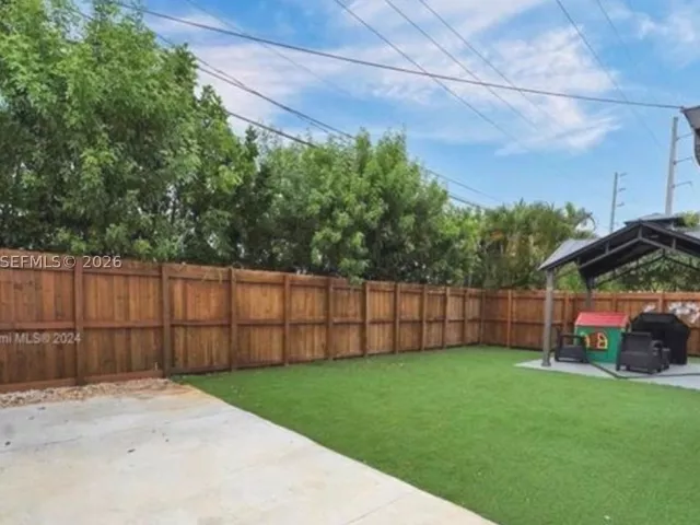 Продажа дома по адресу 2730 NE 16th ave - фото 8899414