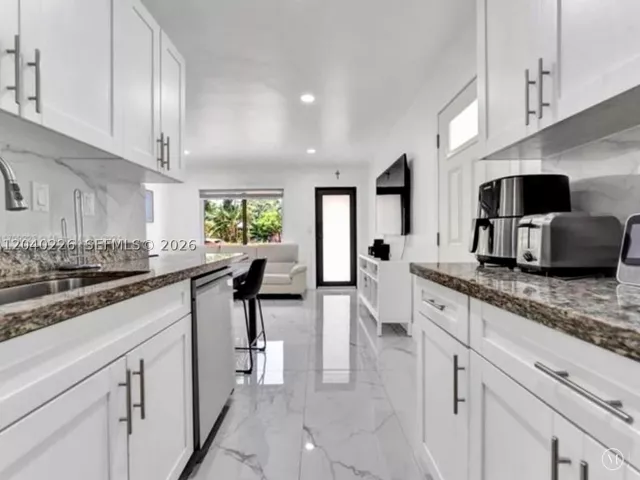 Продажа дома по адресу 2730 NE 16th ave - фото 8899418