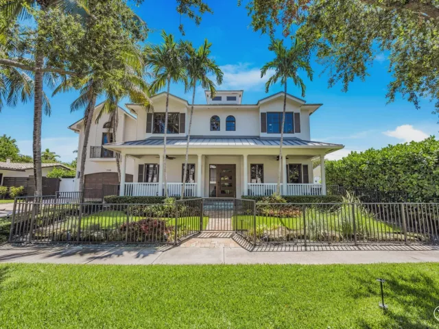 Продажа дома по адресу 1958 Harbourview Drive - фото 8920850