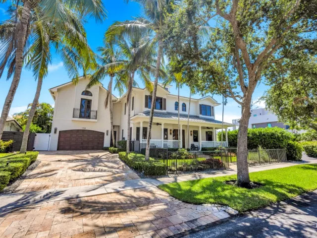Продажа дома по адресу 1958 Harbourview Drive - фото 8920842