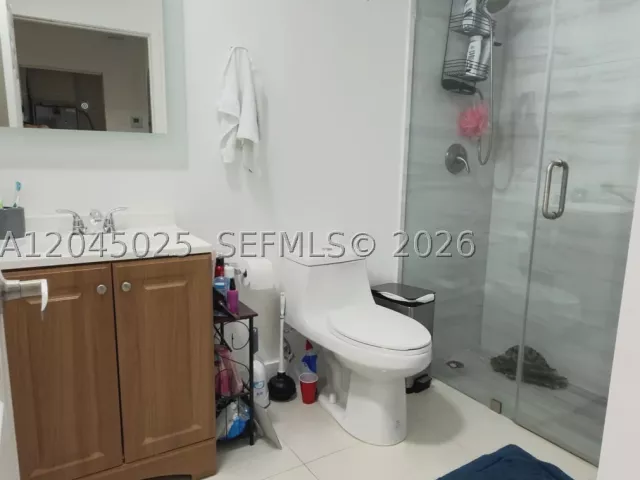 Продажа дома по адресу 920 NW 65th St - фото 8877626