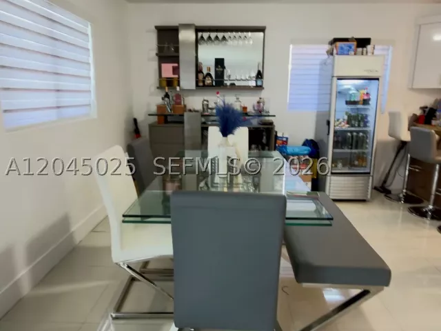 Продажа дома по адресу 920 NW 65th St - фото 8877614