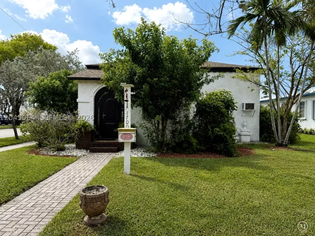 Продажа дома по адресу 1700 Dewey St - фото 8870153