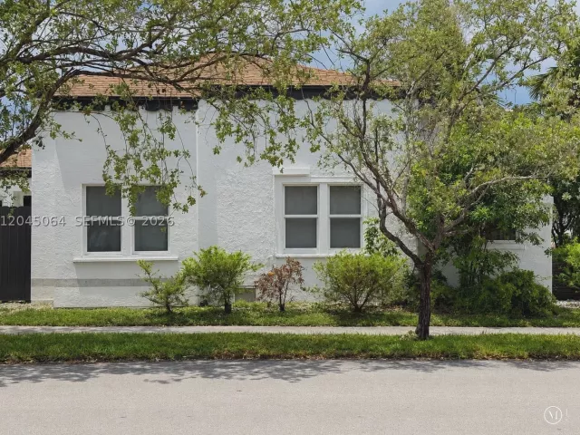 Продажа дома по адресу 1700 Dewey St - фото 8870154