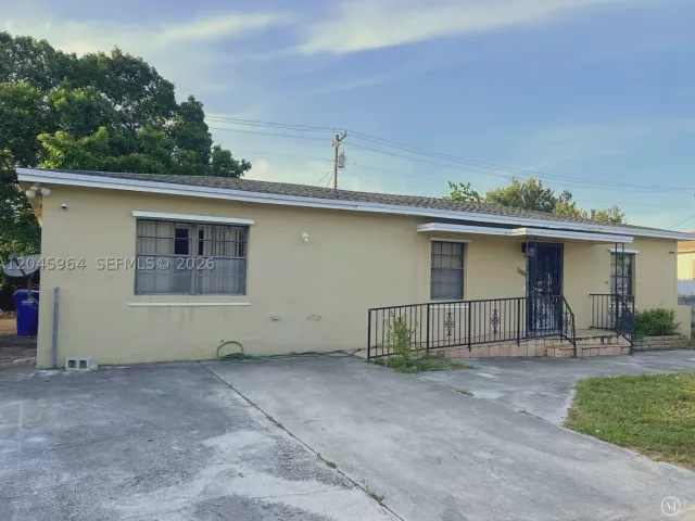 Продажа дома по адресу 1355 NW 86th St - фото 8925540