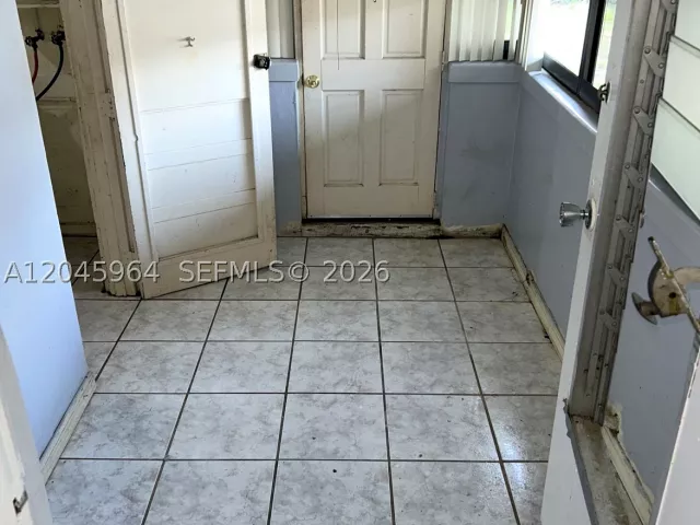 Продажа дома по адресу 1355 NW 86th St - фото 8925559