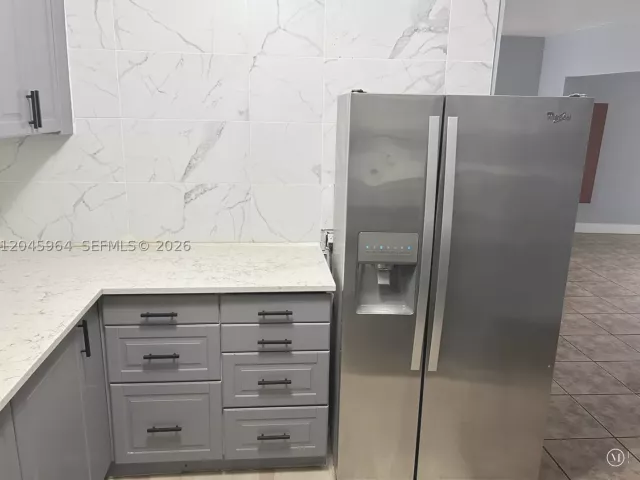 Продажа дома по адресу 1355 NW 86th St - фото 8925547