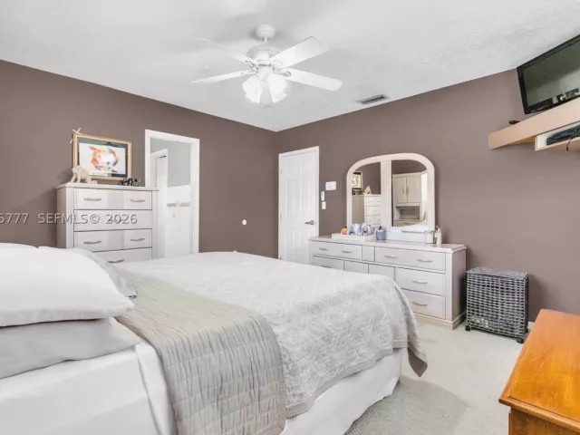 Продажа дома по адресу 12805 SW 193rd Ter - фото 8870130