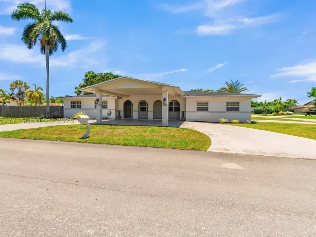 Продажа дома по адресу 12805 SW 193rd Ter - фото 8870118