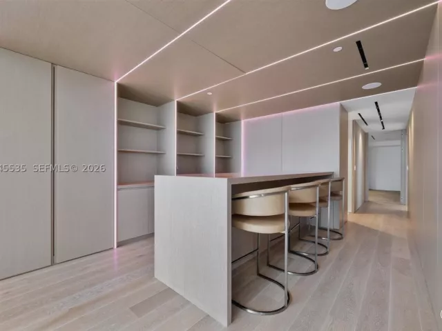 Продажа квартиры #3906 - фото 9360356