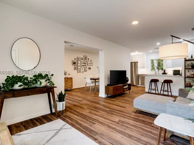 Продажа дома по адресу 2215 Tequesta Ln - фото 8870145