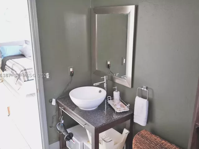 Продажа дома по адресу 3461 SW 154th Ct - фото 8871432