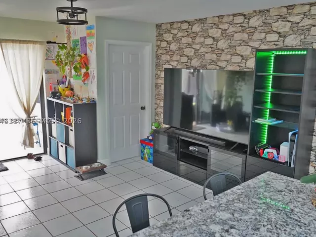 Продажа дома по адресу 3461 SW 154th Ct - фото 8871422