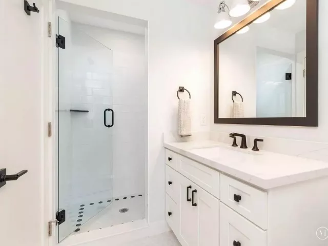 Продажа дома по адресу 803 Kanuga Drive - фото 9042447