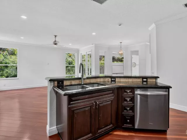 Продажа дома по адресу 18044 Jazz Lane - фото 9362258