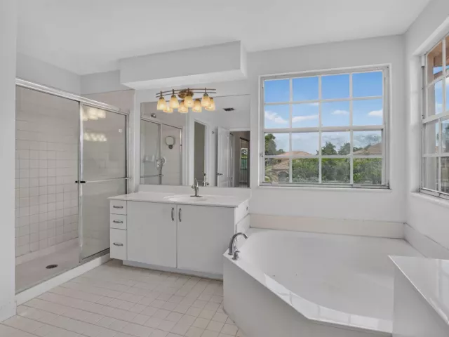 Продажа дома по адресу 18044 Jazz Lane - фото 9362272