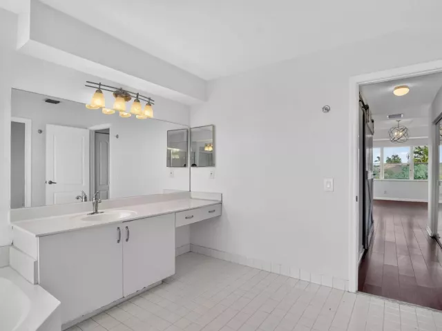 Продажа дома по адресу 18044 Jazz Lane - фото 9362273