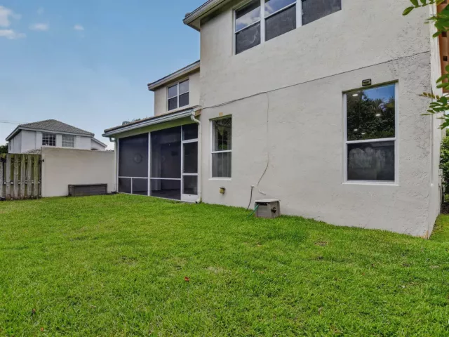 Продажа дома по адресу 18044 Jazz Lane - фото 9362292