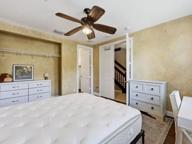 Продажа дома по адресу 750 Millbrae Court 1 - фото 9054916