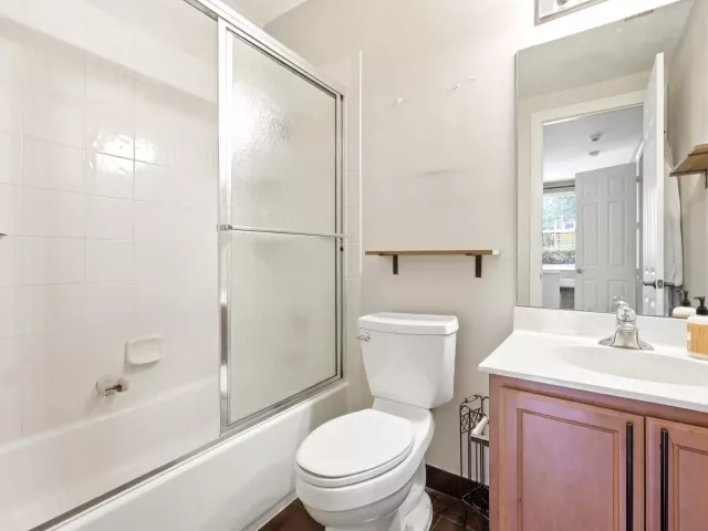 Продажа дома по адресу 750 Millbrae Court 1 - фото 9054921