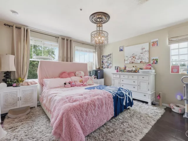 Продажа дома по адресу 750 Millbrae Court 1 - фото 9054940