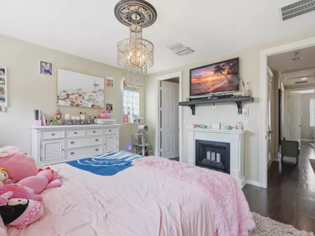 Продажа дома по адресу 750 Millbrae Court 1 - фото 9054943