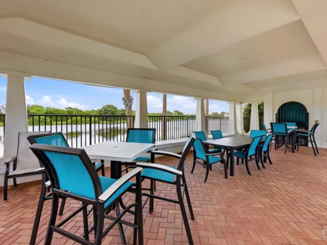 Продажа дома по адресу 750 Millbrae Court 1 - фото 9054975