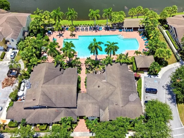 Продажа дома по адресу 750 Millbrae Court 1 - фото 9055006