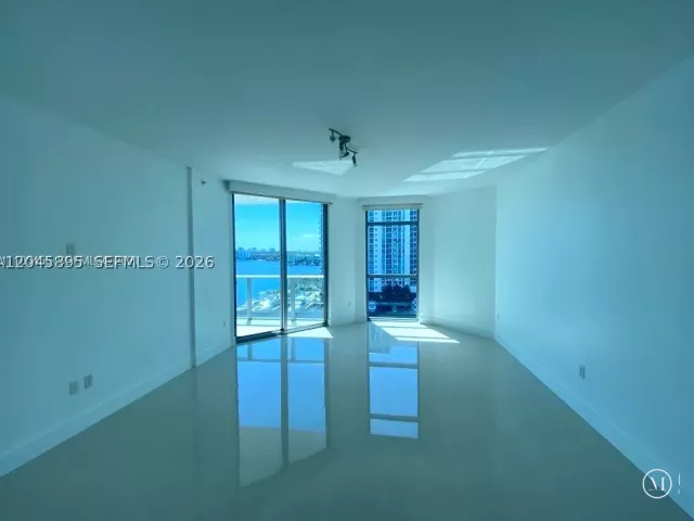 Квартира в аренду номер - фото 8880714