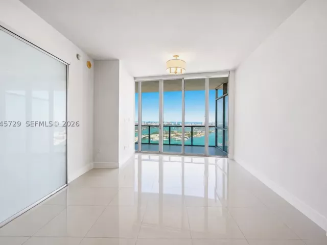 Квартира в аренду номер4402 - фото 8871576