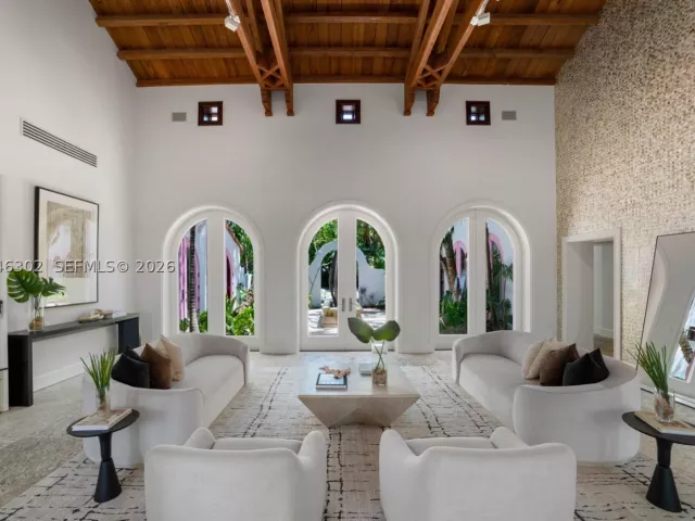 Дом в аренду по адресу 16 Palm Ave - фото 8871199