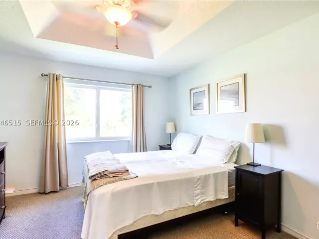 Продажа дома по адресу 14302 SW 133rd Ct - фото 8871555