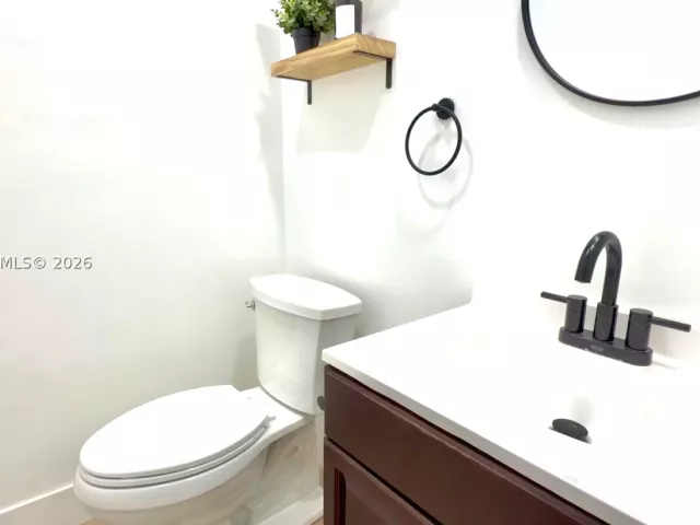 Продажа дома по адресу 14302 SW 133rd Ct - фото 8871556