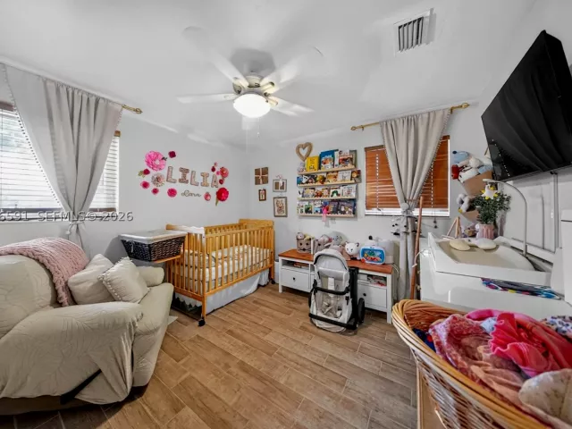 Продажа дома по адресу 11180 SW 58th Ter - фото 8947530
