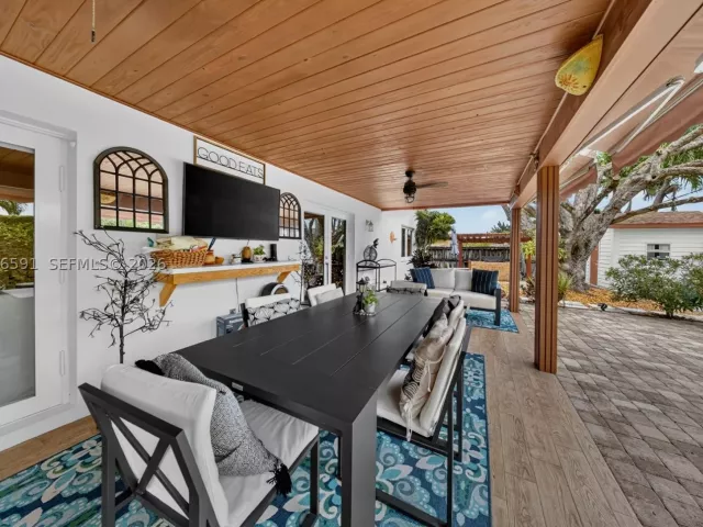 Продажа дома по адресу 11180 SW 58th Ter - фото 8947533