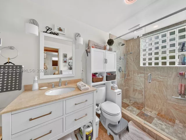 Продажа дома по адресу 11180 SW 58th Ter - фото 8947537