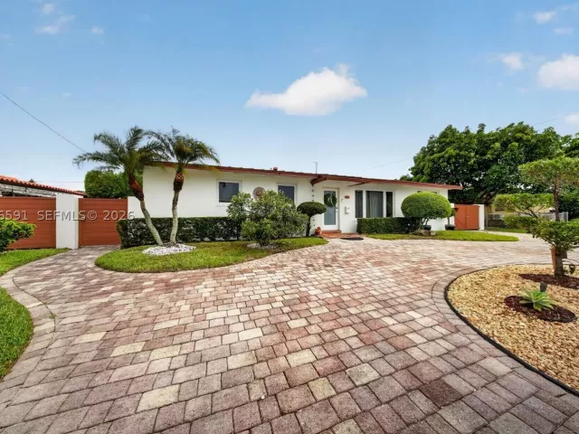 Продажа дома по адресу 11180 SW 58th Ter - фото 8947522