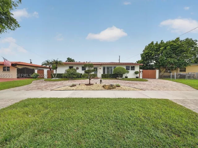 Продажа дома по адресу 11180 SW 58th Ter - фото 8947524