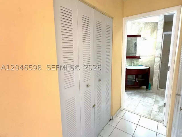 Продажа дома по адресу 14225 SW 55th St - фото 8877064