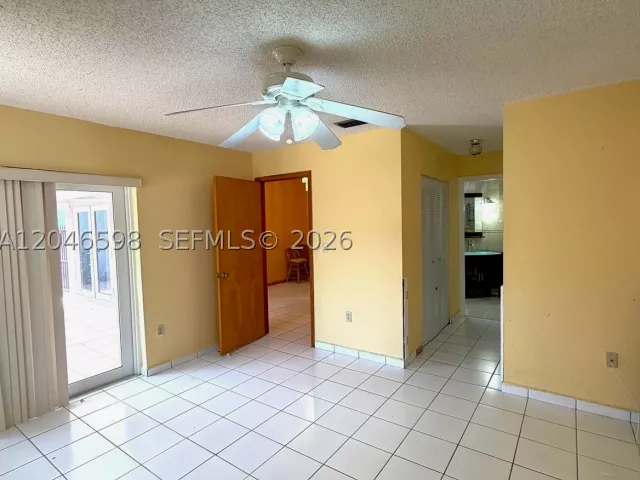 Продажа дома по адресу 14225 SW 55th St - фото 8877068